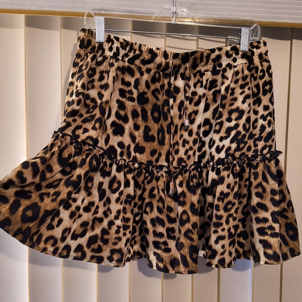 ✨ leopard print mini skirt